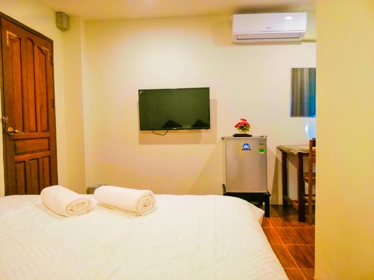 Avalon Residence2 Саванакет Екстериор снимка