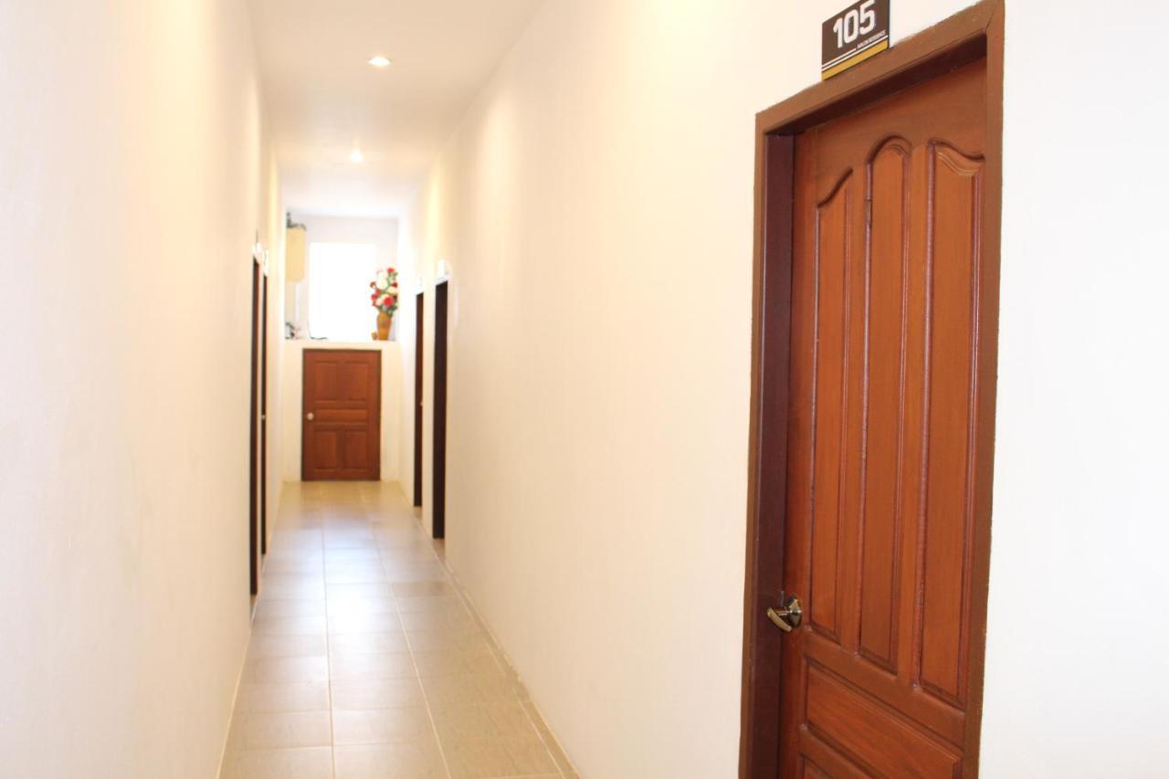 Avalon Residence2 Саванакет Екстериор снимка