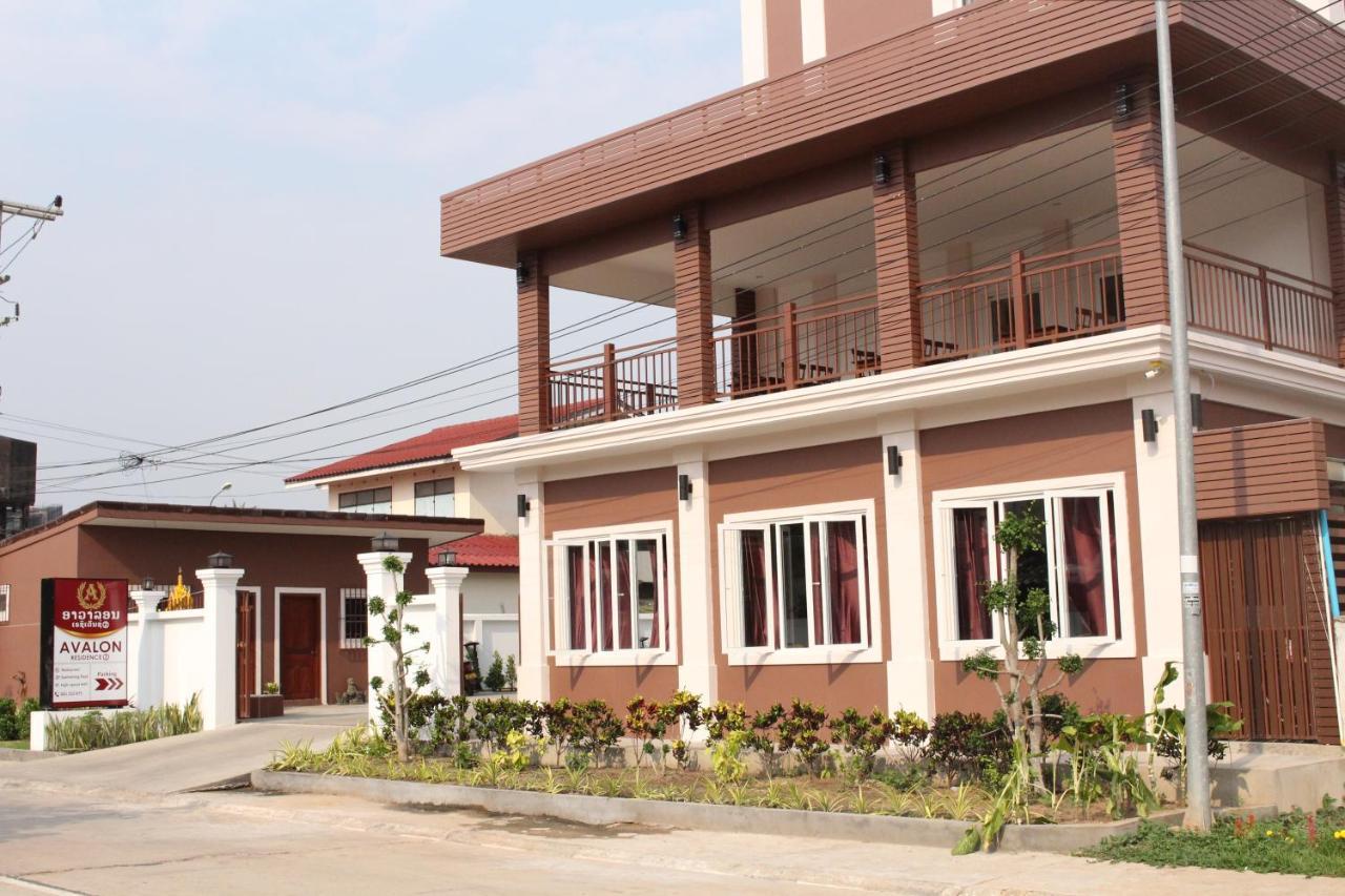 Avalon Residence2 Саванакет Екстериор снимка