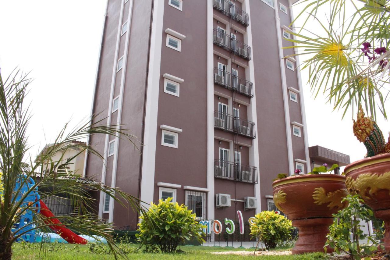 Avalon Residence2 Саванакет Екстериор снимка